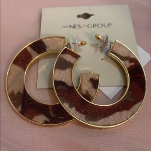 Faux fur Earrings NWT